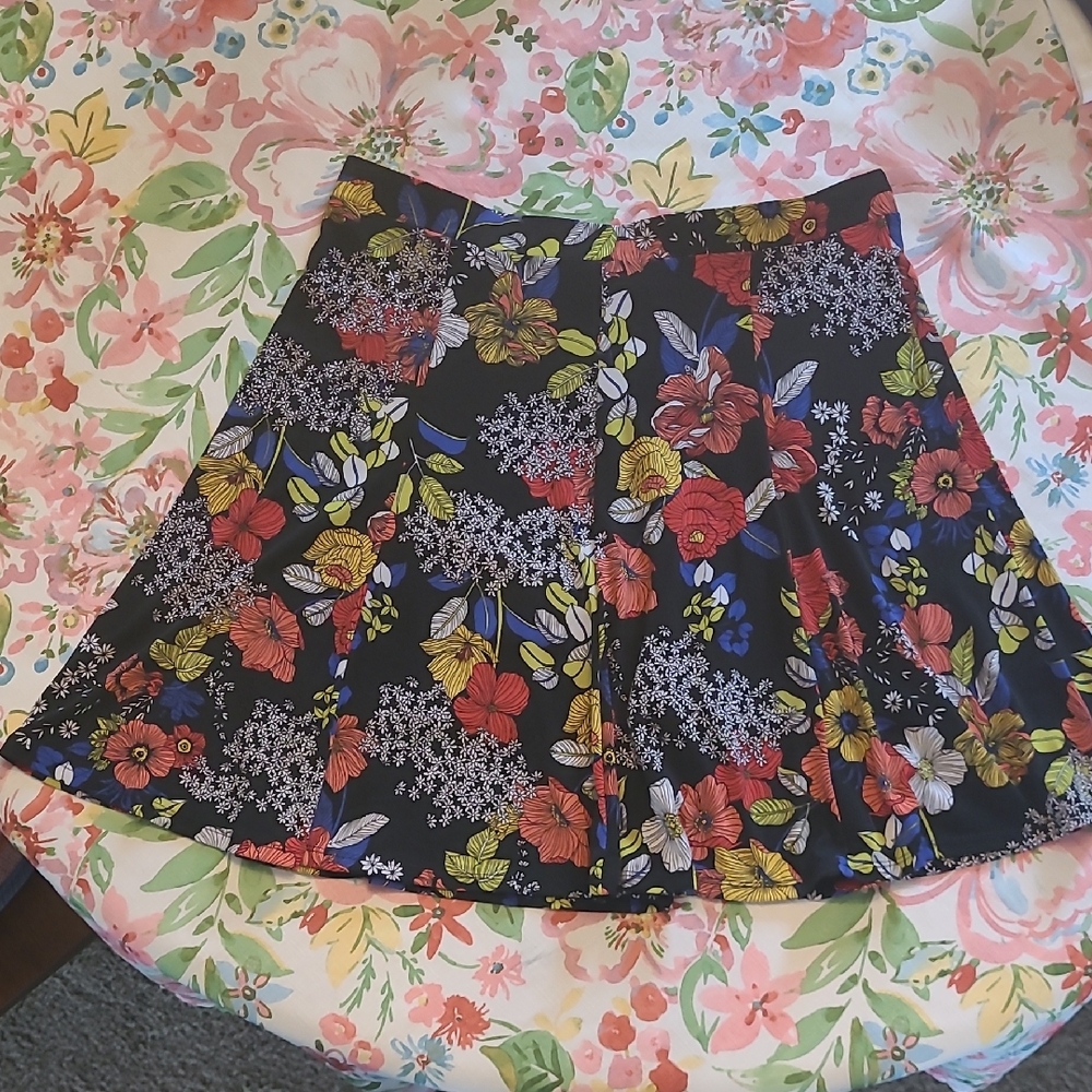 Susan Graver Black Circle Skort with Red, Yellow & Blue Floral Print